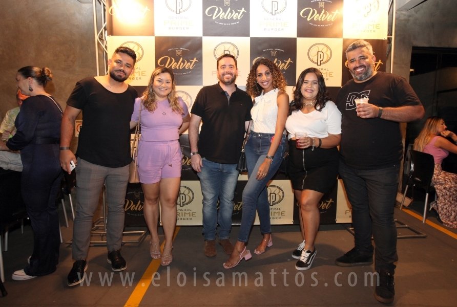 FRANQUIA GENERAL PRIME BURGUER INAUGUROU ONTEM, DIA 01/12/21 –  ANEXO A CERVEJARIA VELVET EM RIO PRETO - Eloisa Mattos