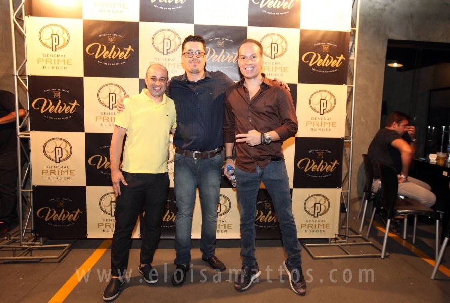 FRANQUIA GENERAL PRIME BURGUER INAUGUROU ONTEM, DIA 01/12/21 –  ANEXO A CERVEJARIA VELVET EM RIO PRETO - Eloisa Mattos