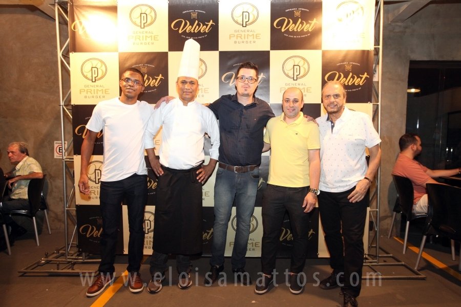 FRANQUIA GENERAL PRIME BURGUER INAUGUROU ONTEM, DIA 01/12/21 –  ANEXO A CERVEJARIA VELVET EM RIO PRETO - Eloisa Mattos