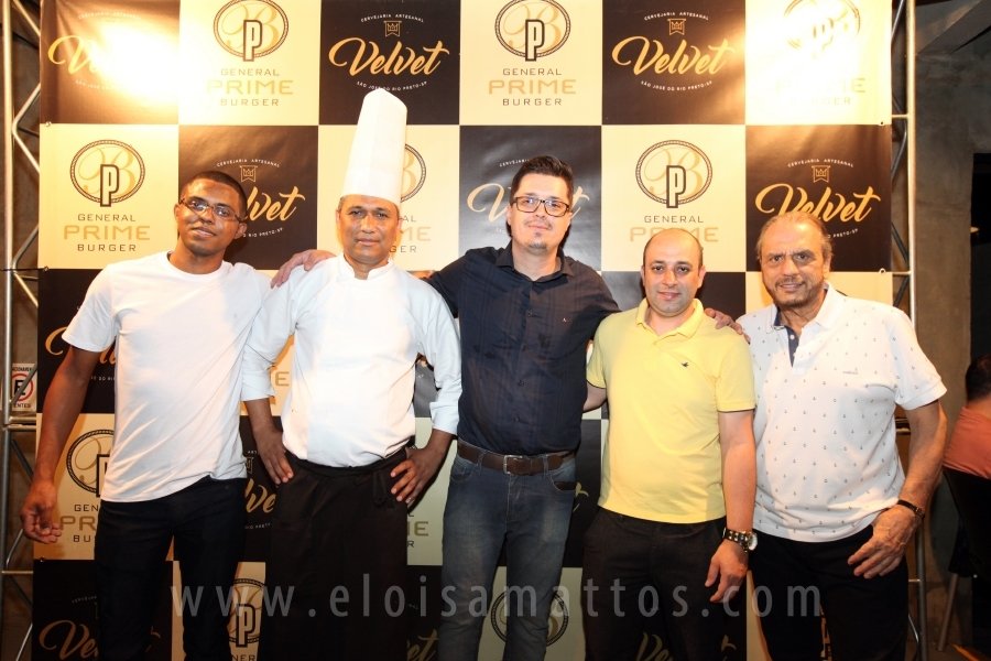 FRANQUIA GENERAL PRIME BURGUER INAUGUROU ONTEM, DIA 01/12/21 –  ANEXO A CERVEJARIA VELVET EM RIO PRETO - Eloisa Mattos