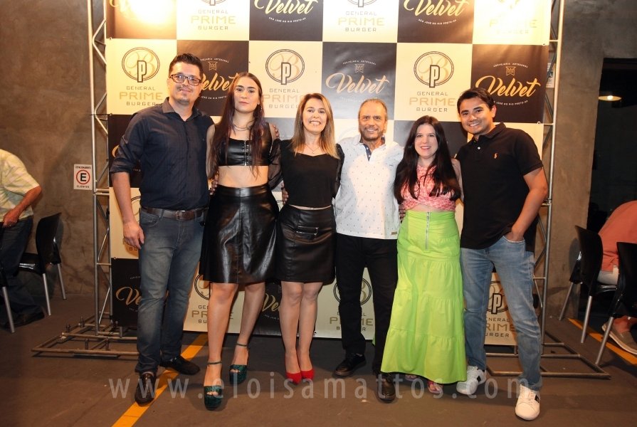 FRANQUIA GENERAL PRIME BURGUER INAUGUROU ONTEM, DIA 01/12/21 –  ANEXO A CERVEJARIA VELVET EM RIO PRETO - Eloisa Mattos