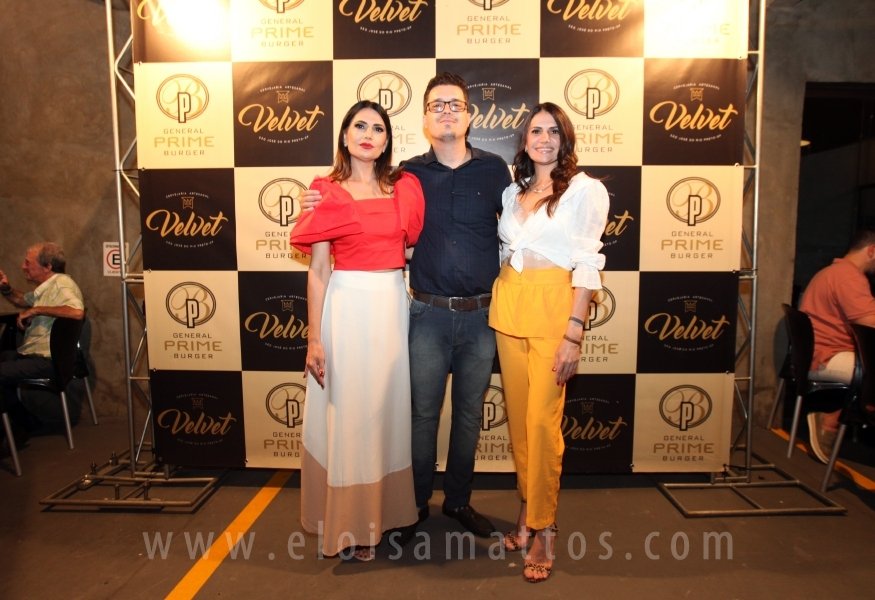 FRANQUIA GENERAL PRIME BURGUER INAUGUROU ONTEM, DIA 01/12/21 –  ANEXO A CERVEJARIA VELVET EM RIO PRETO - Eloisa Mattos