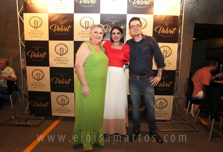 FRANQUIA GENERAL PRIME BURGUER INAUGUROU ONTEM, DIA 01/12/21 –  ANEXO A CERVEJARIA VELVET EM RIO PRETO - Eloisa Mattos