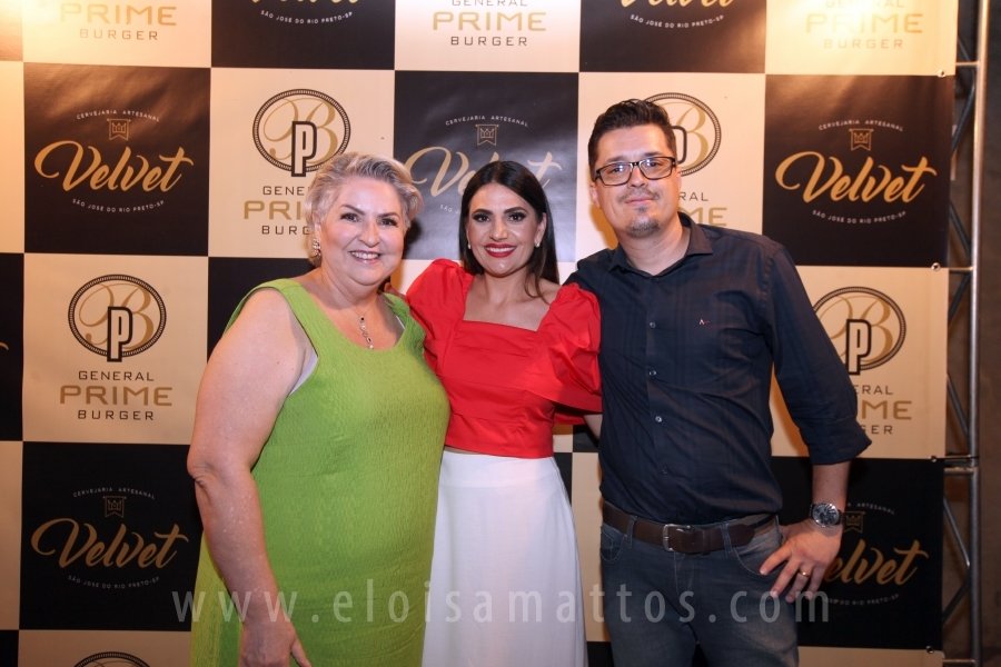 FRANQUIA GENERAL PRIME BURGUER INAUGUROU ONTEM, DIA 01/12/21 –  ANEXO A CERVEJARIA VELVET EM RIO PRETO - Eloisa Mattos