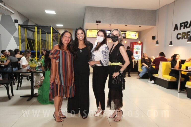 resized_ELO MATTOS-THEBBURGERS (109)