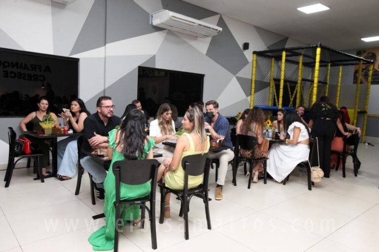 resized_ELO MATTOS-THEBBURGERS (119)