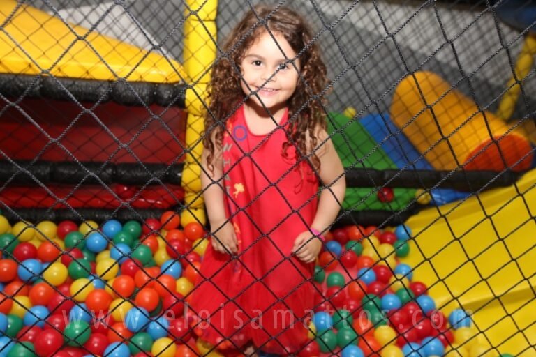 resized_ELO MATTOS-THEBBURGERS (139)