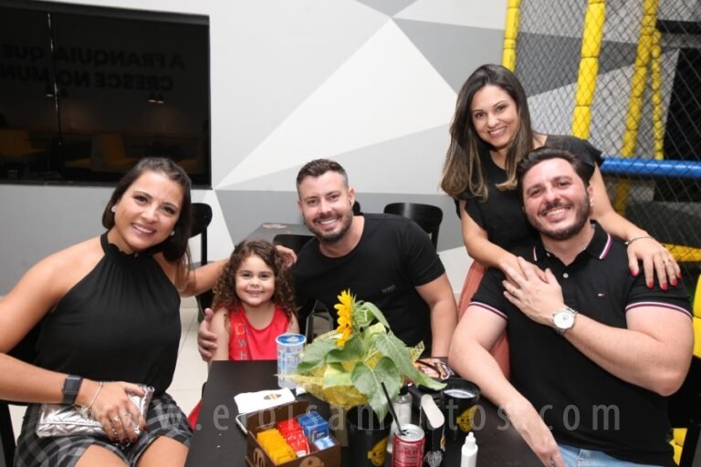 resized_ELO MATTOS-THEBBURGERS (143)