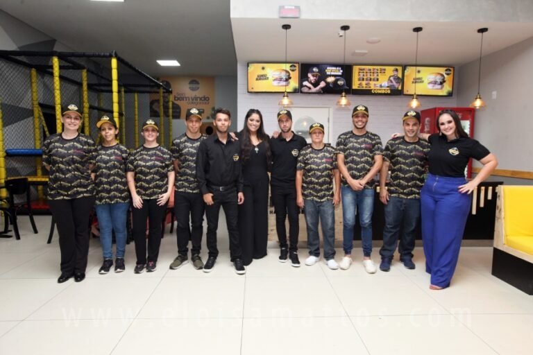resized_ELO MATTOS-THEBBURGERS (145)