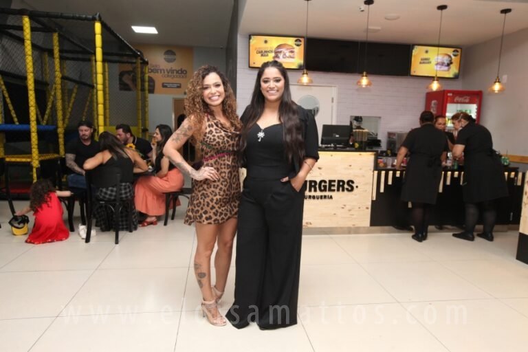 resized_ELO MATTOS-THEBBURGERS (148)