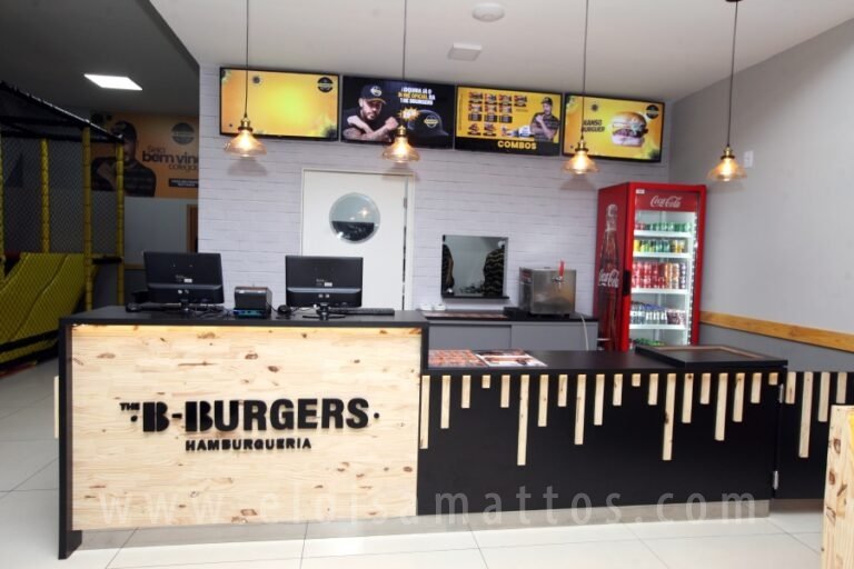 resized_ELO MATTOS-THEBBURGERS (15)