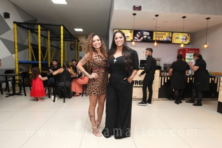resized_ELO MATTOS-THEBBURGERS (150)
