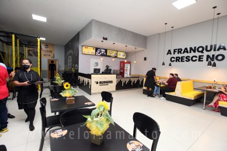 resized_ELO MATTOS-THEBBURGERS (18)