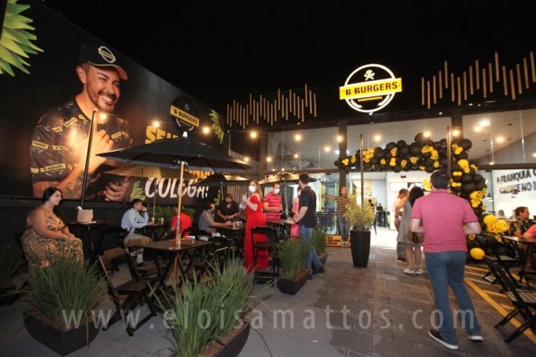 resized_ELO MATTOS-THEBBURGERS (23)