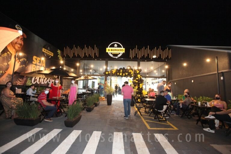 resized_ELO MATTOS-THEBBURGERS (25)