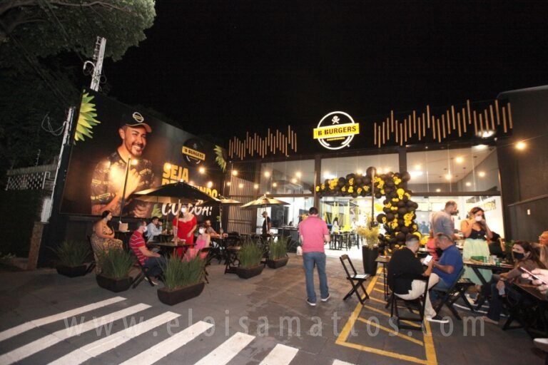 resized_ELO MATTOS-THEBBURGERS (26)