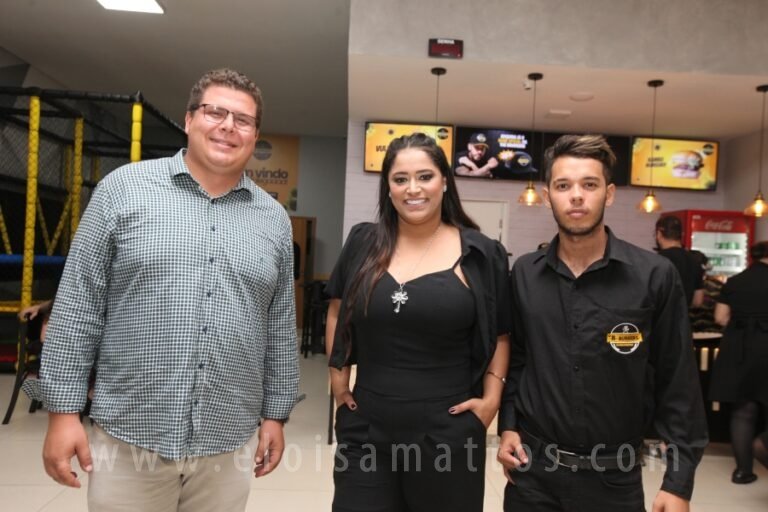 resized_ELO MATTOS-THEBBURGERS (4)