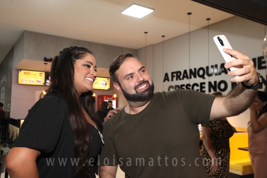 INAUGURAÇÃO THE BBURGERS RIO PRETO – REDENTORA - Eloisa Mattos