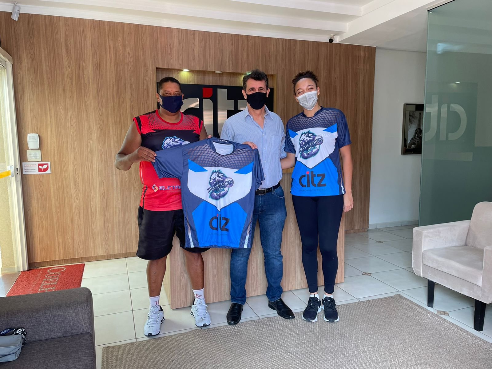 PROJETO SOCIAL DE VOLEI GANHA APOIO DA CITZ DESENVOLVIMENTOS IMOBILIÁRIOS