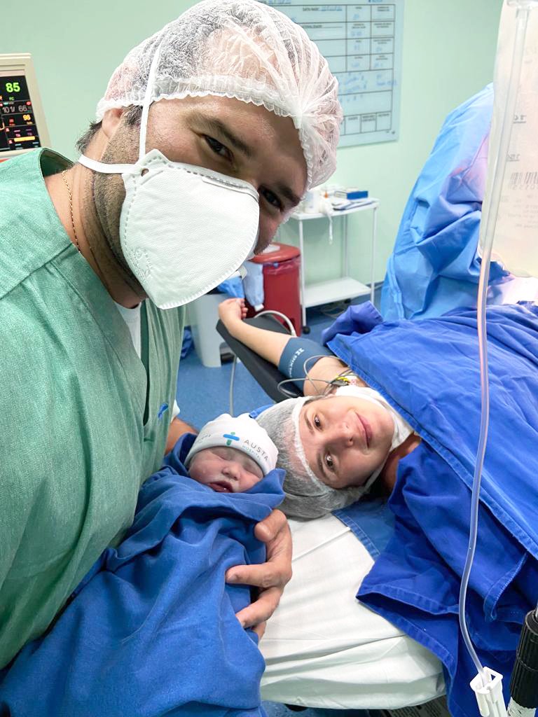 CHEGOU SARA, A SEGUNDA FILHA DO OFTALMOLOGISTA DR. RAFAEL DELSIN E PAOLA FABRETTI DELSIN