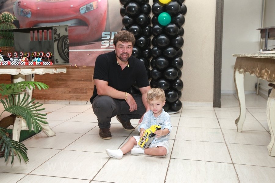 ANIVERSÁRIO DE 2 ANOS DE LIAN FABRO FACHIN – “CARROS” - Eloisa Mattos