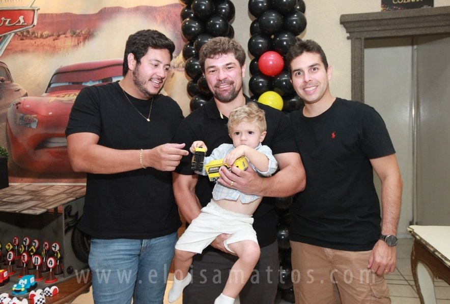 ANIVERSÁRIO DE 2 ANOS DE LIAN FABRO FACHIN – “CARROS” - Eloisa Mattos