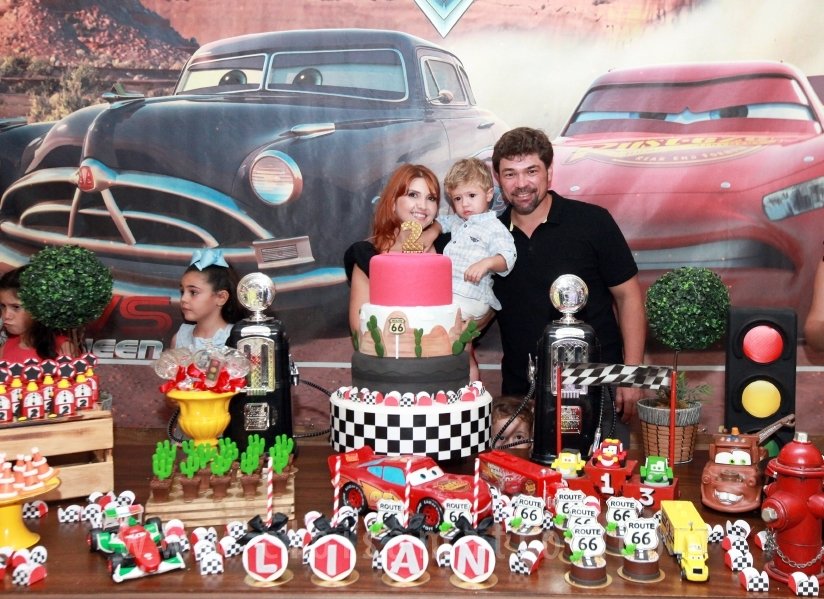 ANIVERSÁRIO DE 2 ANOS DE LIAN FABRO FACHIN – “CARROS” - Eloisa Mattos