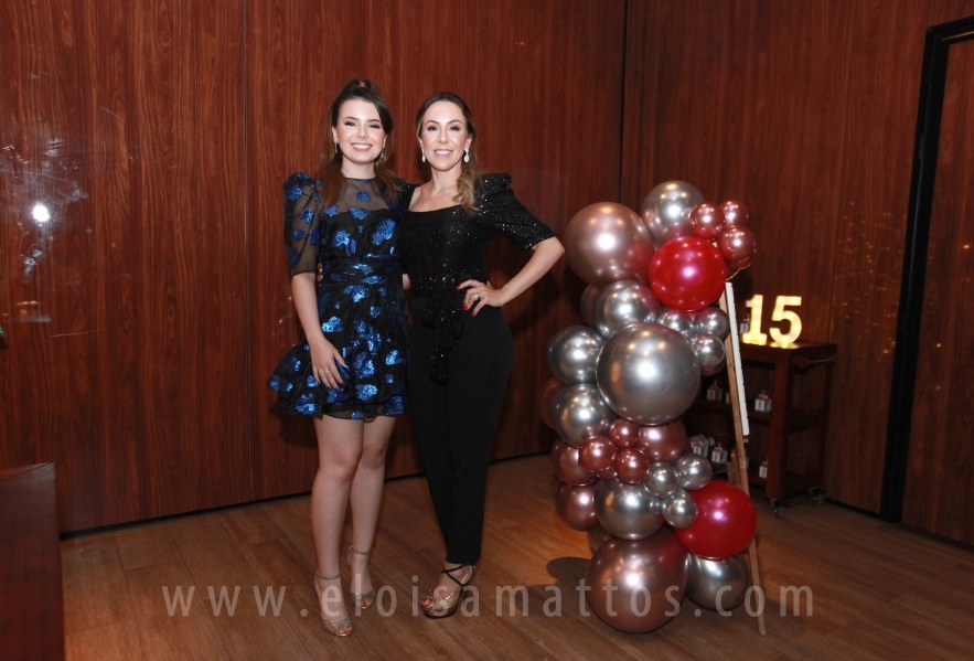 FESTA DE 15 ANOS DE JÚLIA NOVELLI SANFELICE - Eloisa Mattos