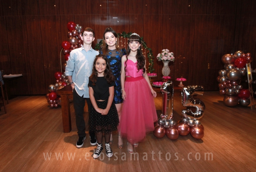 FESTA DE 15 ANOS DE JÚLIA NOVELLI SANFELICE - Eloisa Mattos