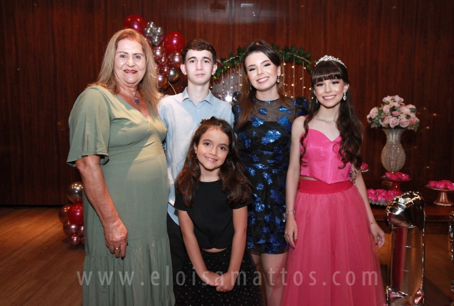 FESTA DE 15 ANOS DE JÚLIA NOVELLI SANFELICE - Eloisa Mattos