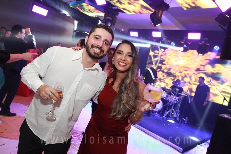 SÉRGIO AZEM, COMEMORA SEU ANIVERSÁRIO DE 52 ANOS – TEMA: VIAGEM – UMA VOLTA AO MUNDO. - Eloisa Mattos