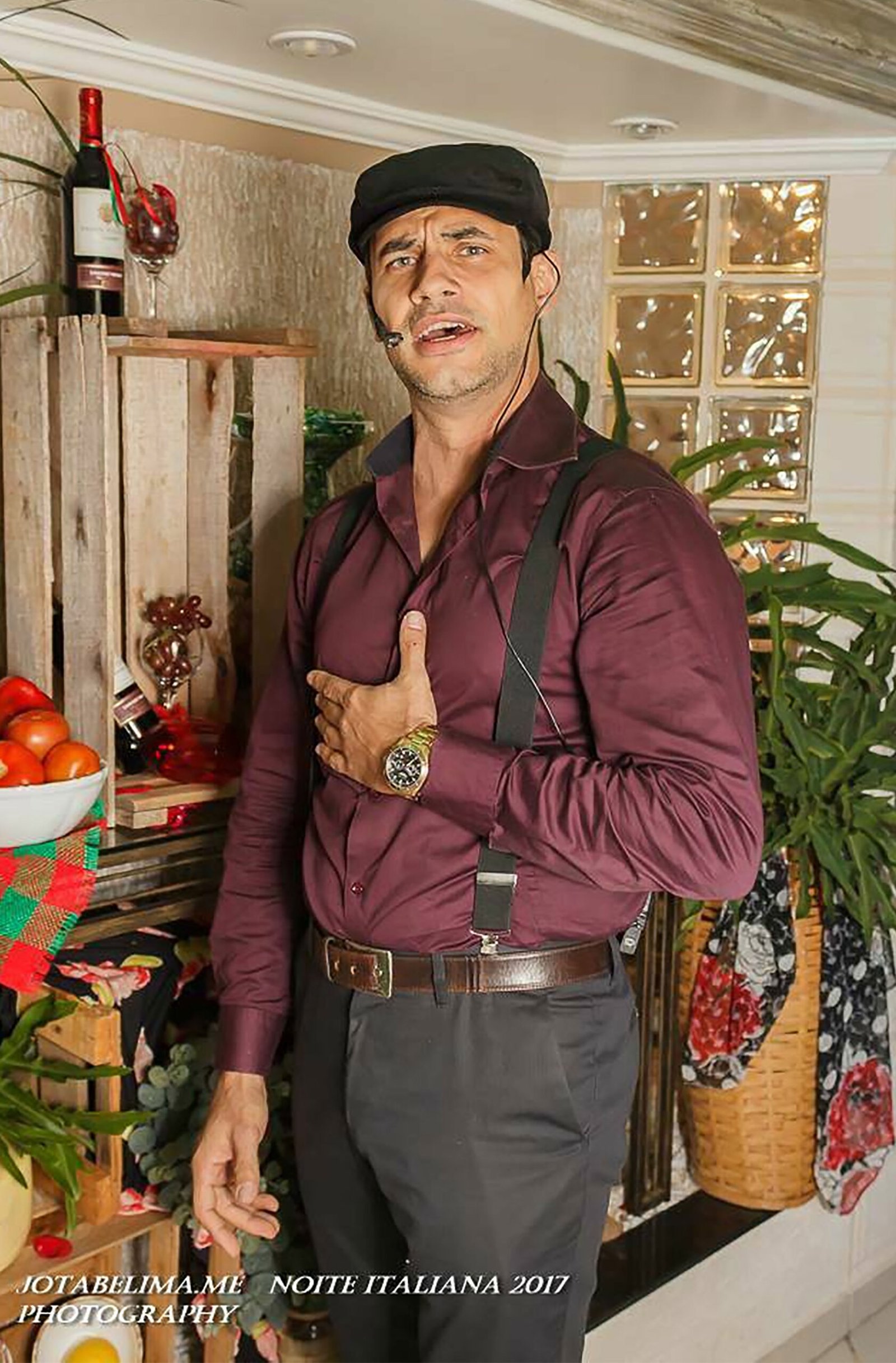 NOITE ITALIANA TERÁ RICARDO BOMBARDA NA BELLA CAPRI