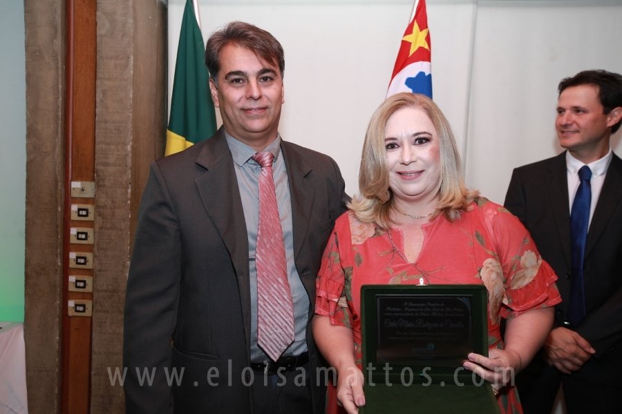 HOMENAGEM DA SMC AOS MÉDICOS E PROFISSIONAIS DA SAÚDE QUE TRABALHARAM NA LUTA CONTRA O COVID-19 - Eloisa Mattos