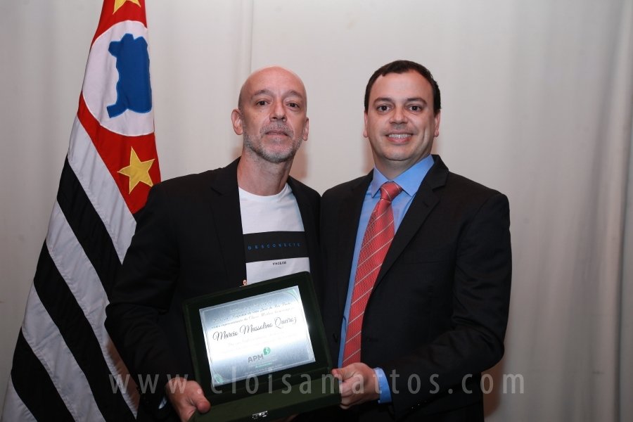 HOMENAGEM DA SMC AOS MÉDICOS E PROFISSIONAIS DA SAÚDE QUE TRABALHARAM NA LUTA CONTRA O COVID-19 - Eloisa Mattos