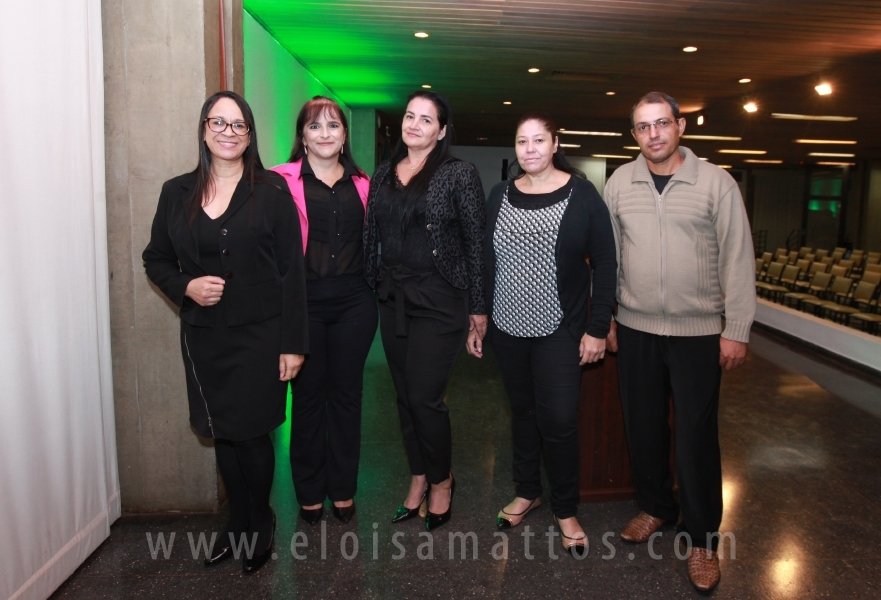 HOMENAGEM DA SMC AOS MÉDICOS E PROFISSIONAIS DA SAÚDE QUE TRABALHARAM NA LUTA CONTRA O COVID-19 - Eloisa Mattos