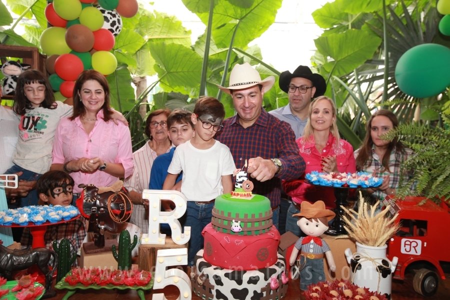 RAPHAEL B. RAPHE 5 ANOS – “FESTA NA FAZENDA” - Eloisa Mattos