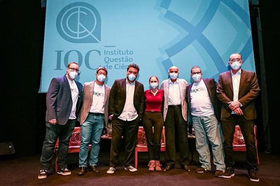 VIROLOGISTA DA FAMERP PARTICIPA DE LANÇAMENTO DO PRIMEIRO OBSERVATÓRIO DE POLÍTICAS PÚBLICAS