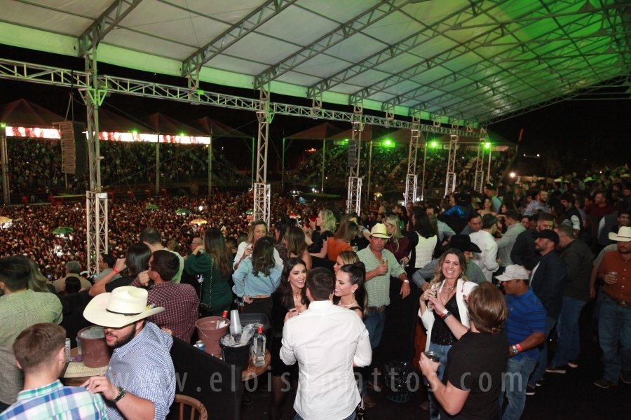 RIO PRETO COUNTRY BULLS DIA 14/07 – GUSTTAVO LIMA - Eloisa Mattos