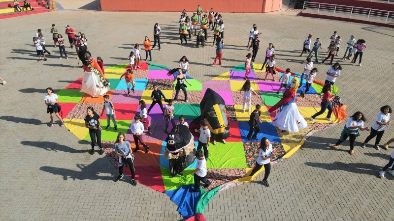 THERMAS DOS LARANJAIS RECEBE 42 APRESENTAÇÕES DE FOLCLORE