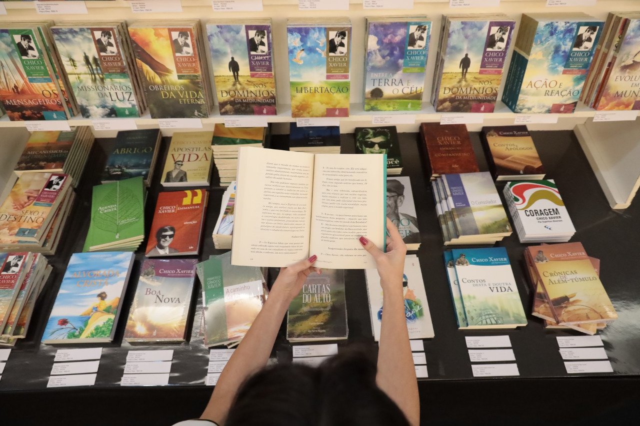RIOPRETO SHOPPING RECEBE A 45ª EDIÇÃO DA FEIRA DO LIVRO ESPÍRITA