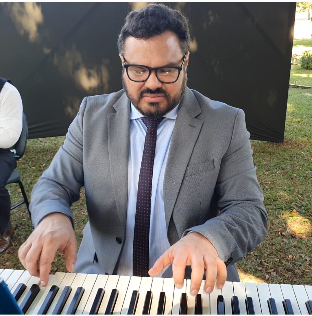 JARDIM DA PAZ HOMENAGEIA PAIS PROMOVENDO MANHÃ COM APRESENTAÇÃO MUSICAL