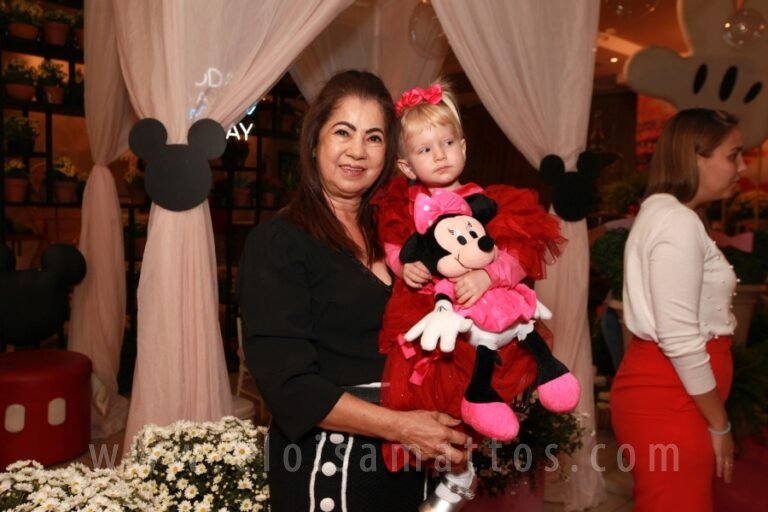 resized_ELOISA MATTOS (79)