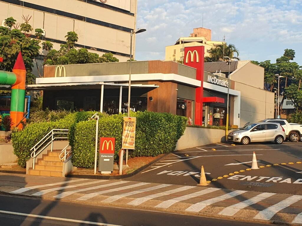 Mcdonald”S Celebra 30 Anos em São José do Rio Preto