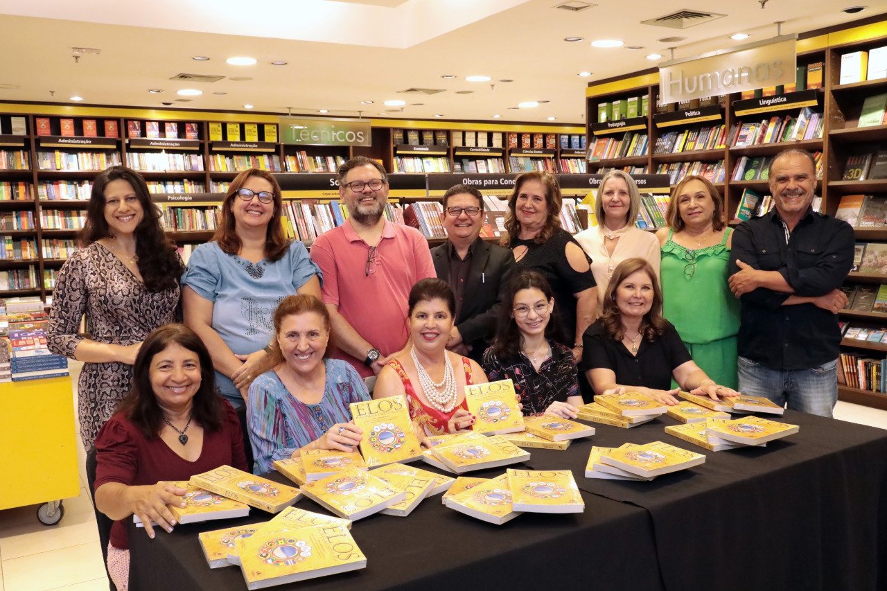 RIOPRETO SHOPPING É PALCO DE LANÇAMENTO DA ANTOLOGIA QUE REÚNE AUTORES DE PAíSES LUSÓFONOS