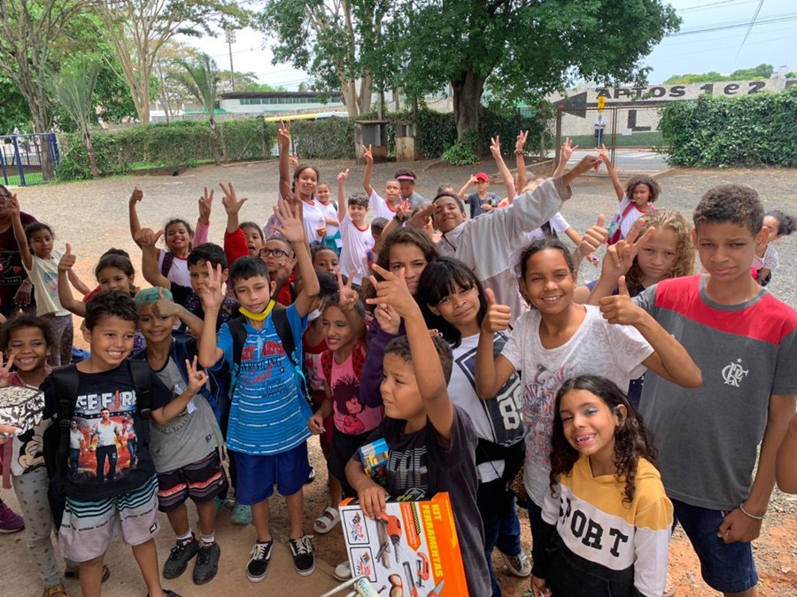 ADOTE UM SORRISO: INSTITUTO AMAA LANÇA CAMPANHA DE ARRECADAÇÃO DE BRINQUEDOS PARA CRIANÇAS