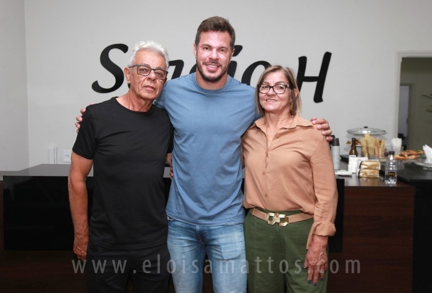 SÉRGIO HERMÍNIO INAUGUROU SUA 2ª LOJA DE TRAJES MASCULINOS NA REDENTORA – ALUGUEL E VENDA - Eloisa Mattos
