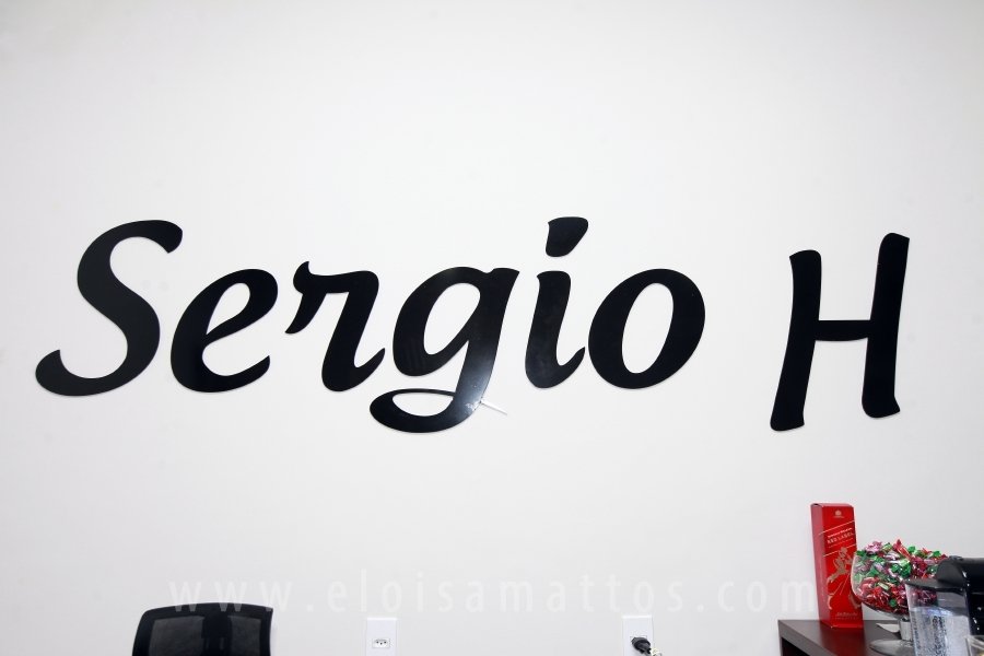 SÉRGIO HERMÍNIO INAUGUROU SUA 2ª LOJA DE TRAJES MASCULINOS NA REDENTORA – ALUGUEL E VENDA - Eloisa Mattos