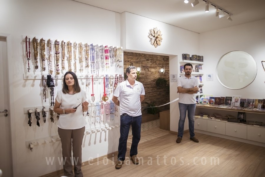 ESPAÇO CATÓLICO SÃO BENTO, COMPLETA UM ANO DE SUCESSO EM SÃO JOSÉ DO RIO PRETO E JÁ TEM SUA PRIMEIRA FRANQUIA INAUGURADA EM CAMPINAS. - Eloisa Mattos