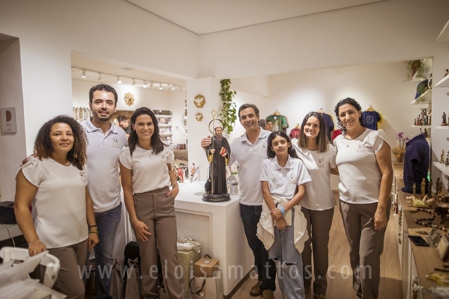 ESPAÇO CATÓLICO SÃO BENTO, COMPLETA UM ANO DE SUCESSO EM SÃO JOSÉ DO RIO PRETO E JÁ TEM SUA PRIMEIRA FRANQUIA INAUGURADA EM CAMPINAS. - Eloisa Mattos