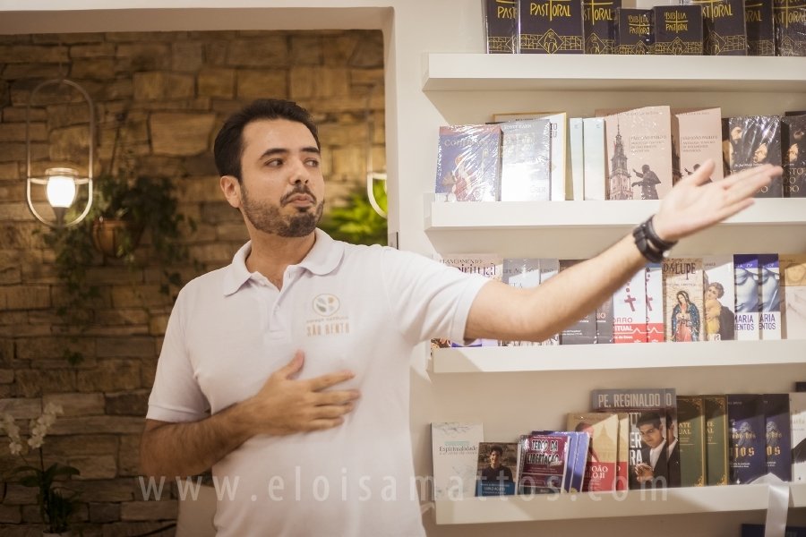 ESPAÇO CATÓLICO SÃO BENTO, COMPLETA UM ANO DE SUCESSO EM SÃO JOSÉ DO RIO PRETO E JÁ TEM SUA PRIMEIRA FRANQUIA INAUGURADA EM CAMPINAS. - Eloisa Mattos